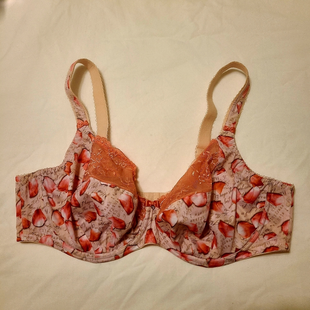 EUC Elomi Underwire Bra Size 40G